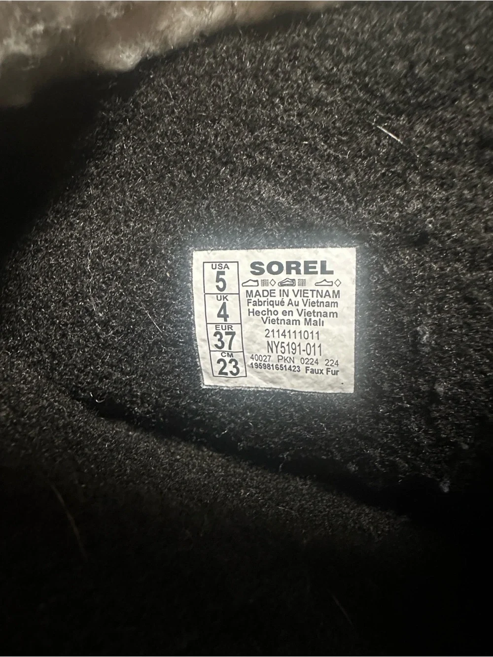 SOREL Waterproof Boots Size 5 Women's. Unique color pattern.Excellent condition!